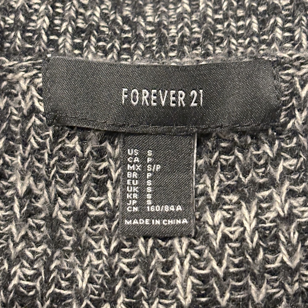 Forever 21 Cardigan - Picture 2 of 7